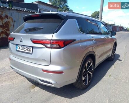 Серый Мицубиси Аутлендер, объемом двигателя 2.5 л и пробегом 84 тыс. км за 22600 $, фото 4 на Automoto.ua