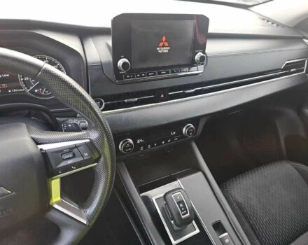 Серый Мицубиси Аутлендер, объемом двигателя 0 л и пробегом 56 тыс. км за 22000 $, фото 10 на Automoto.ua