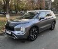 Серый Мицубиси Аутлендер, объемом двигателя 2.49 л и пробегом 63 тыс. км за 25600 $, фото 4 на Automoto.ua