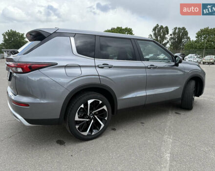 Серый Мицубиси Аутлендер, объемом двигателя 2.49 л и пробегом 21 тыс. км за 29500 $, фото 8 на Automoto.ua