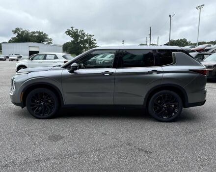 Серый Мицубиси Аутлендер, объемом двигателя 2.5 л и пробегом 12 тыс. км за 18000 $, фото 2 на Automoto.ua