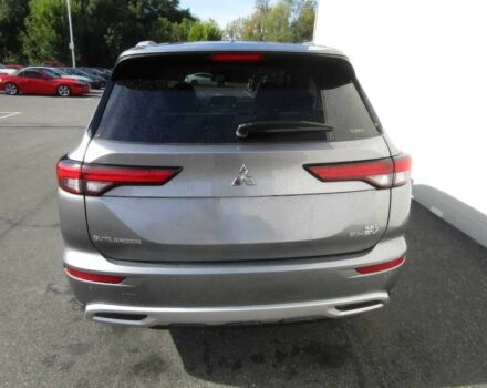 Серый Мицубиси Аутлендер, объемом двигателя 2.4 л и пробегом 19 тыс. км за 13850 $, фото 4 на Automoto.ua