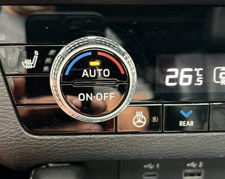 Серый Мицубиси Аутлендер, объемом двигателя 2.36 л и пробегом 48 тыс. км за 38888 $, фото 52 на Automoto.ua