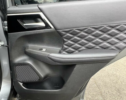 Серый Мицубиси Аутлендер, объемом двигателя 2.36 л и пробегом 48 тыс. км за 38888 $, фото 32 на Automoto.ua