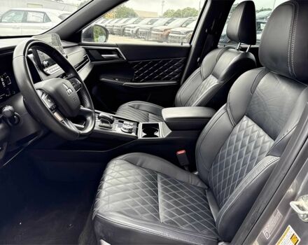 Серый Мицубиси Аутлендер, объемом двигателя 2.5 л и пробегом 12 тыс. км за 18000 $, фото 7 на Automoto.ua