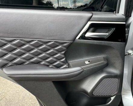 Серый Мицубиси Аутлендер, объемом двигателя 2.36 л и пробегом 48 тыс. км за 38888 $, фото 30 на Automoto.ua