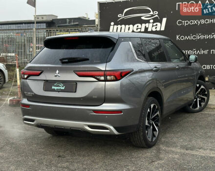 Серый Мицубиси Аутлендер, объемом двигателя 2.49 л и пробегом 24 тыс. км за 27500 $, фото 5 на Automoto.ua