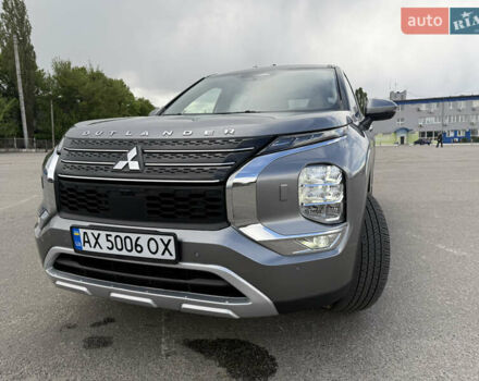 Серый Мицубиси Аутлендер, объемом двигателя 2.49 л и пробегом 21 тыс. км за 29500 $, фото 10 на Automoto.ua