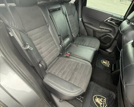 Серый Мицубиси Аутлендер, объемом двигателя 2.49 л и пробегом 21 тыс. км за 29500 $, фото 35 на Automoto.ua