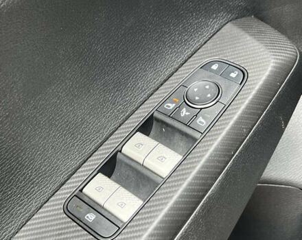 Серый Мицубиси Аутлендер, объемом двигателя 2.36 л и пробегом 48 тыс. км за 38888 $, фото 23 на Automoto.ua