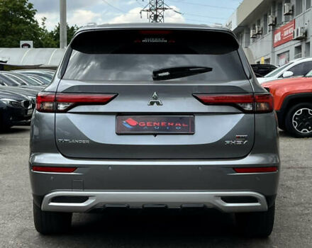 Серый Мицубиси Аутлендер, объемом двигателя 2.36 л и пробегом 48 тыс. км за 38888 $, фото 14 на Automoto.ua