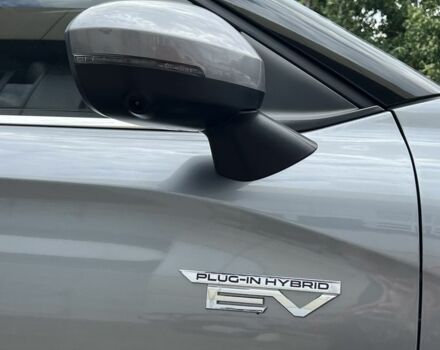 Сірий Міцубісі Аутлендер, об'ємом двигуна 2.4 л та пробігом 47 тис. км за 34999 $, фото 3 на Automoto.ua