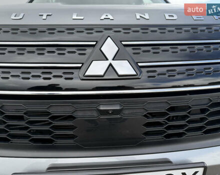 Серый Мицубиси Аутлендер, объемом двигателя 2.49 л и пробегом 21 тыс. км за 29500 $, фото 15 на Automoto.ua