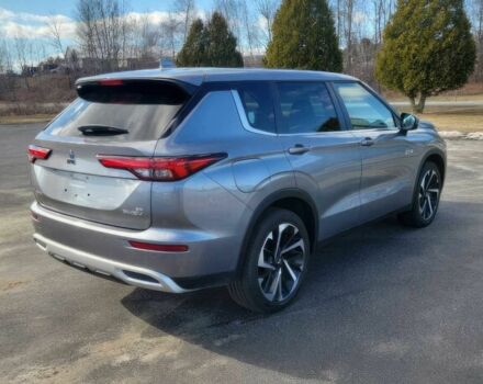 Серый Мицубиси Аутлендер, объемом двигателя 2.4 л и пробегом 14 тыс. км за 7600 $, фото 6 на Automoto.ua