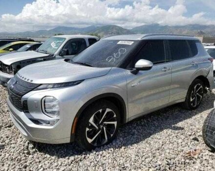 Серый Мицубиси Аутлендер, объемом двигателя 2.4 л и пробегом 3 тыс. км за 28999 $, фото 6 на Automoto.ua