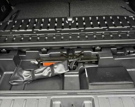 Серый Мицубиси Аутлендер, объемом двигателя 2.49 л и пробегом 11 тыс. км за 38000 $, фото 20 на Automoto.ua