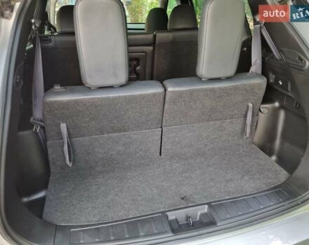 Серый Мицубиси Аутлендер, объемом двигателя 2.49 л и пробегом 3 тыс. км за 32000 $, фото 5 на Automoto.ua