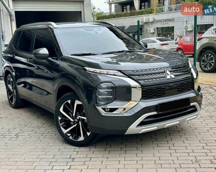 Серый Мицубиси Аутлендер, объемом двигателя 2.49 л и пробегом 6 тыс. км за 34900 $, фото 10 на Automoto.ua