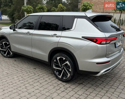 Серый Мицубиси Аутлендер, объемом двигателя 2.49 л и пробегом 2 тыс. км за 27500 $, фото 4 на Automoto.ua