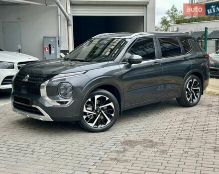 Серый Мицубиси Аутлендер, объемом двигателя 2.49 л и пробегом 6 тыс. км за 34900 $, фото 8 на Automoto.ua