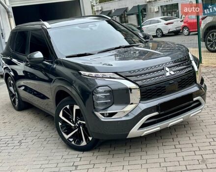 Серый Мицубиси Аутлендер, объемом двигателя 2.49 л и пробегом 6 тыс. км за 34900 $, фото 12 на Automoto.ua