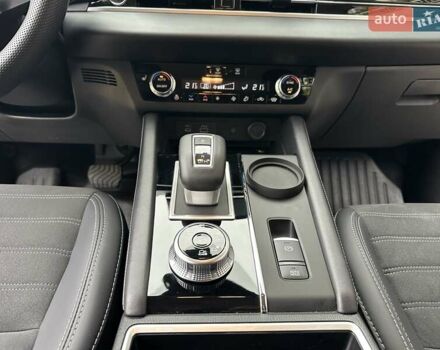 Серый Мицубиси Аутлендер, объемом двигателя 2.49 л и пробегом 6 тыс. км за 34900 $, фото 46 на Automoto.ua