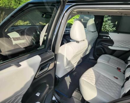 Серый Мицубиси Аутлендер, объемом двигателя 2.4 л и пробегом 25 тыс. км за 14100 $, фото 13 на Automoto.ua