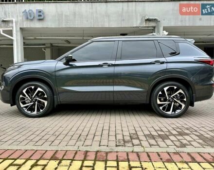 Серый Мицубиси Аутлендер, объемом двигателя 2.49 л и пробегом 6 тыс. км за 34900 $, фото 17 на Automoto.ua