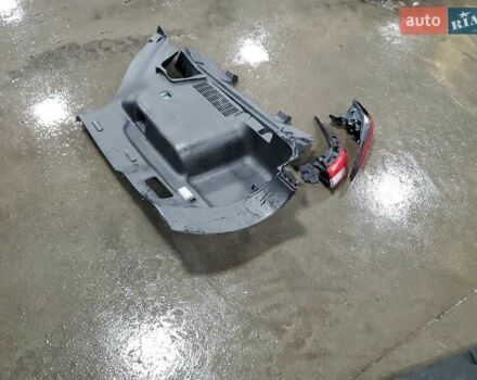 Серый Мицубиси Аутлендер, объемом двигателя 2.49 л и пробегом 21 тыс. км за 8000 $, фото 12 на Automoto.ua