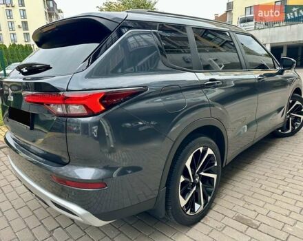 Серый Мицубиси Аутлендер, объемом двигателя 2.49 л и пробегом 6 тыс. км за 34900 $, фото 24 на Automoto.ua