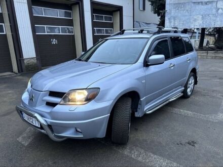 Мицубиси Аутлендер 2003 в Киеве на Automoto.ua Серый Мицубиси Аутлендер, объемом двигателя 2.4 л и пробегом 290 тыс. км за 6000 $, фото 1 на Automoto.ua