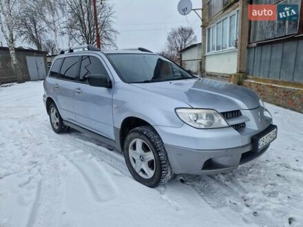 Мицубиси Аутлендер 2004 в Ромнах на Automoto.ua Серый Мицубиси Аутлендер, объемом двигателя 2 л и пробегом 281 тыс. км за 6000 $, фото 1 на Automoto.ua