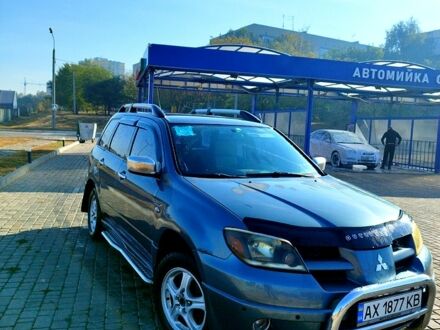 Мицубиси Аутлендер 2004 в Харькове на Automoto.ua Серый Мицубиси Аутлендер, объемом двигателя 2.4 л и пробегом 268 тыс. км за 5200 $, фото 1 на Automoto.ua