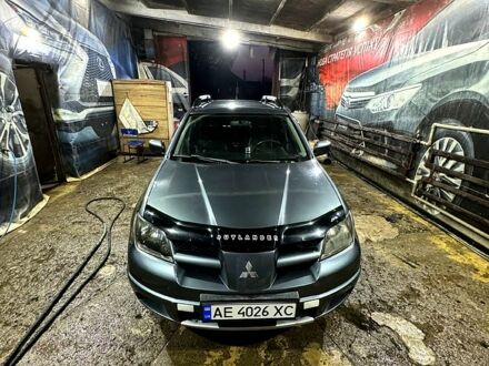 Мицубиси Аутлендер 2004 в Лохвице на Automoto.ua Серый Мицубиси Аутлендер, объемом двигателя 2.4 л и пробегом 161 тыс. км за 5800 $, фото 1 на Automoto.ua