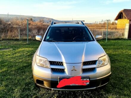 Сірий Міцубісі Аутлендер, об'ємом двигуна 0 л та пробігом 245 тис. км за 5300 $, фото 1 на Automoto.ua