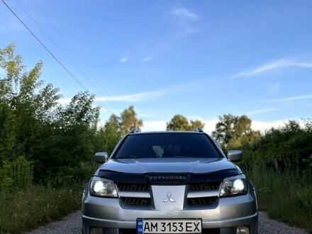 Міцубісі Аутлендер 2005 у Коростышеве на Automoto.ua Сірий Міцубісі Аутлендер, об'ємом двигуна 2.4 л та пробігом 326 тис. км за 5400 $, фото 1 на Automoto.ua