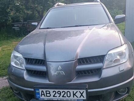 Мицубиси Аутлендер 2006 в Могилев-Подольском на Automoto.ua Серый Мицубиси Аутлендер, объемом двигателя 2.4 л и пробегом 210 тыс. км за 6300 $, фото 1 на Automoto.ua
