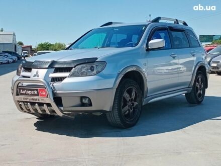 Мицубиси Аутлендер 2006 в Львове на Automoto.ua Серый Мицубиси Аутлендер, объемом двигателя 2 л и пробегом 327 тыс. км за 6990 $, фото 1 на Automoto.ua