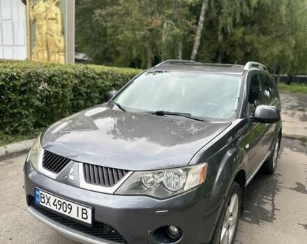 Сірий Міцубісі Аутлендер, об'ємом двигуна 2 л та пробігом 250 тис. км за 9300 $, фото 1 на Automoto.ua
