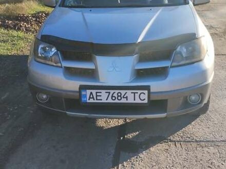 Мицубиси Аутлендер 2007 в Кривом Роге на Automoto.ua Серый Мицубиси Аутлендер, объемом двигателя 2 л и пробегом 256 тыс. км за 6000 $, фото 1 на Automoto.ua
