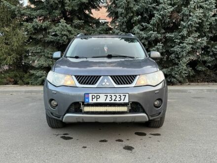 Мицубиси Аутлендер 2007 в Краматорске на Automoto.ua Серый Мицубиси Аутлендер, объемом двигателя 2 л и пробегом 334 тыс. км за 5000 $, фото 1 на Automoto.ua
