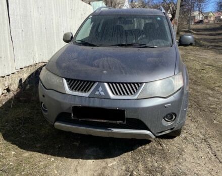 Серый Мицубиси Аутлендер, объемом двигателя 2.2 л и пробегом 221 тыс. км за 7500 $, фото 1 на Automoto.ua
