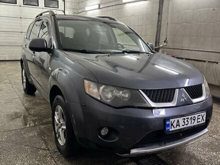 Сірий Міцубісі Аутлендер, об'ємом двигуна 2.36 л та пробігом 190 тис. км за 7700 $, фото 1 на Automoto.ua