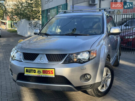 Міцубісі Аутлендер 2007 у Миколаєві на Automoto.ua Сірий Міцубісі Аутлендер, об'ємом двигуна 2.36 л та пробігом 166 тис. км за 8300 $, фото 1 на Automoto.ua