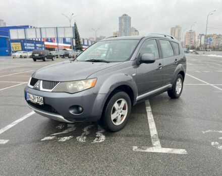 Сірий Міцубісі Аутлендер, об'ємом двигуна 2 л та пробігом 235 тис. км за 4800 $, фото 1 на Automoto.ua