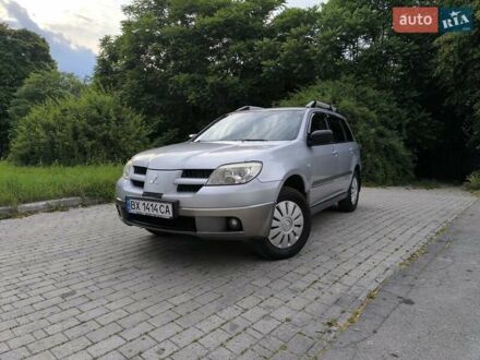 Мицубиси Аутлендер 2007 в Каменце-Подольском на Automoto.ua Серый Мицубиси Аутлендер, объемом двигателя 2 л и пробегом 138 тыс. км за 6700 $, фото 1 на Automoto.ua