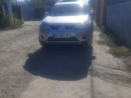 Сірий Міцубісі Аутлендер, об'ємом двигуна 1.97 л та пробігом 195 тис. км за 9700 $, фото 1 на Automoto.ua