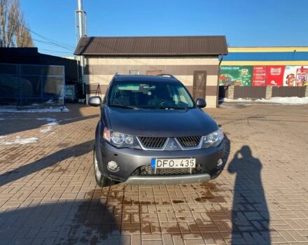 Сірий Міцубісі Аутлендер, об'ємом двигуна 2 л та пробігом 410 тис. км за 4400 $, фото 1 на Automoto.ua