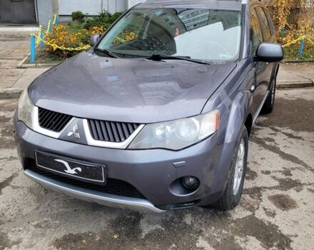 Сірий Міцубісі Аутлендер, об'ємом двигуна 0 л та пробігом 237 тис. км за 4993 $, фото 1 на Automoto.ua