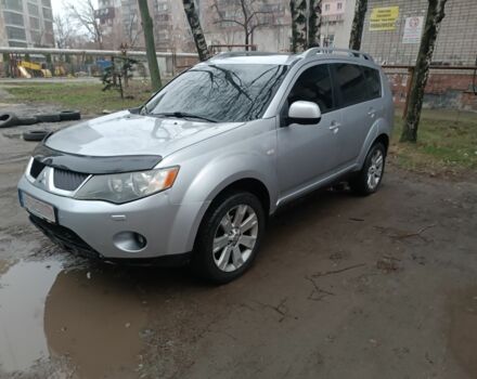 Сірий Міцубісі Аутлендер, об'ємом двигуна 0 л та пробігом 280 тис. км за 4800 $, фото 1 на Automoto.ua
